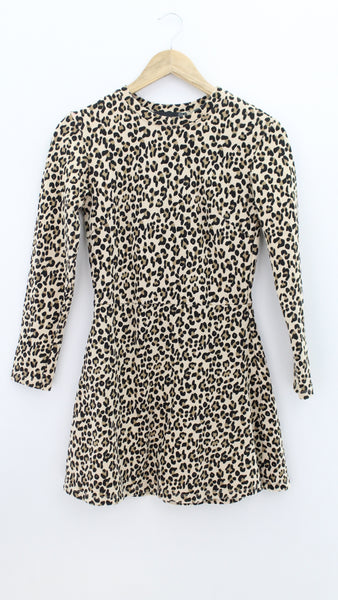 VESTIDO Femenino FORMAL/OFICINA Zara